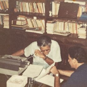 Professora analisa biblioteca pessoal de Silva Freire em tese de doutorado
